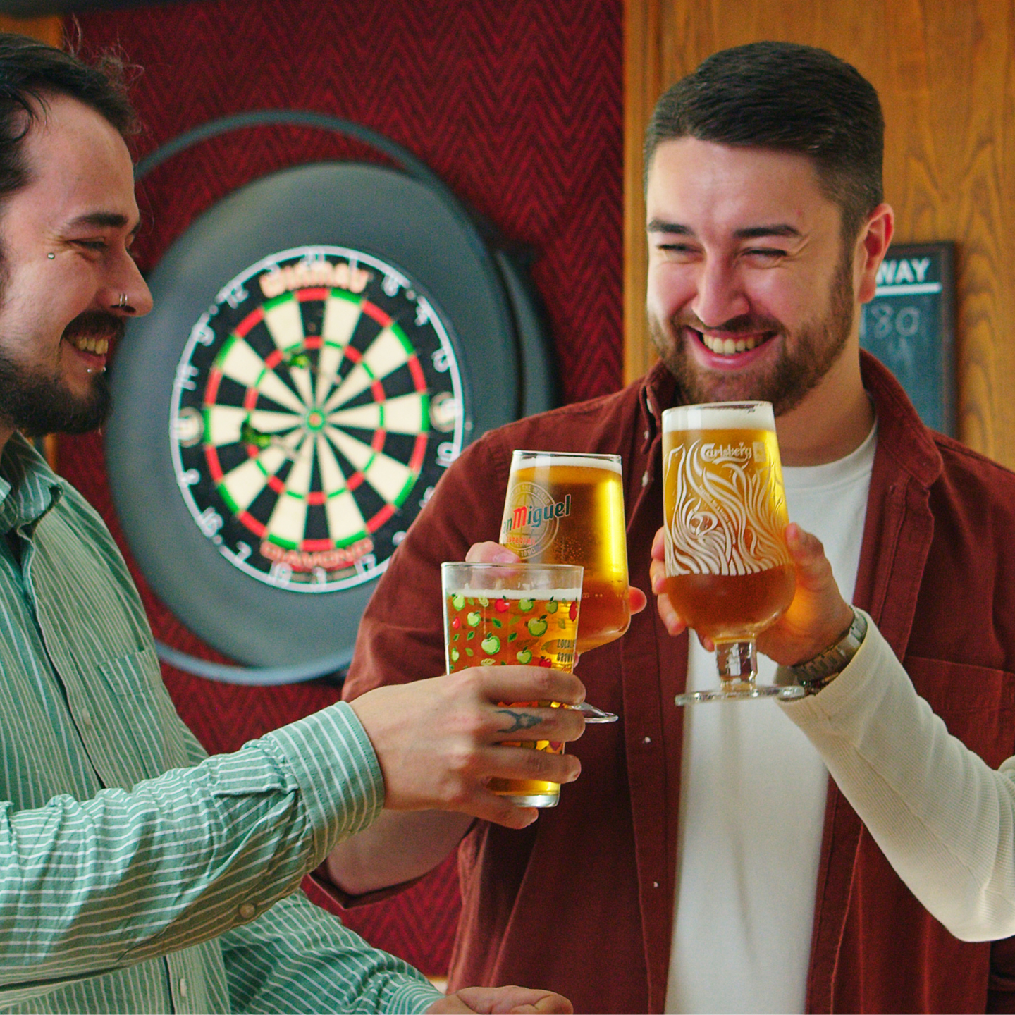 Raise a glass This Father's Day at The Union Inn in Aylestone TUM721!